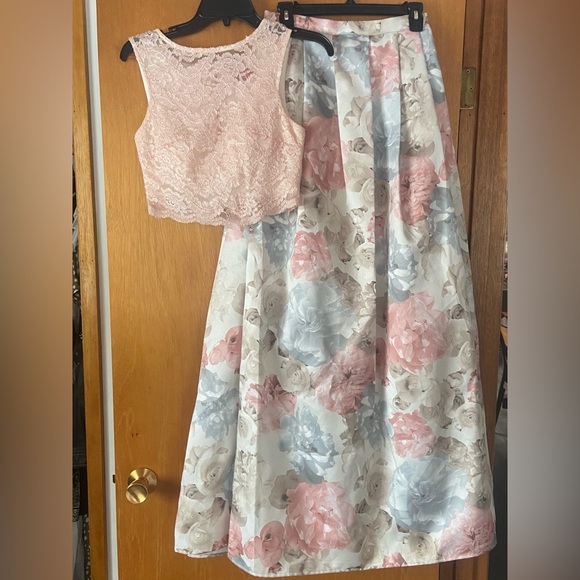 Spring Dress - Picture 2 of 3